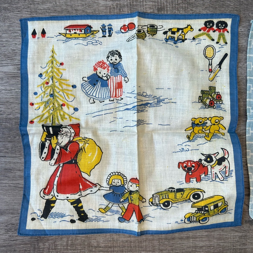 Vintage Festive Christmas Handkerchief Duo - Picture 2 of 7